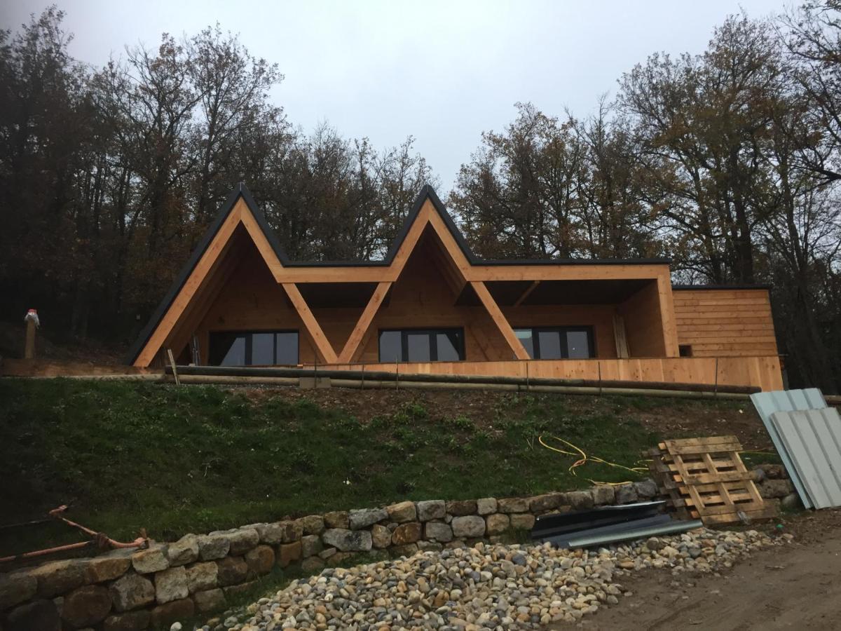 O Tipi Lodge Saint-Christo-en-Jarez Exterior foto